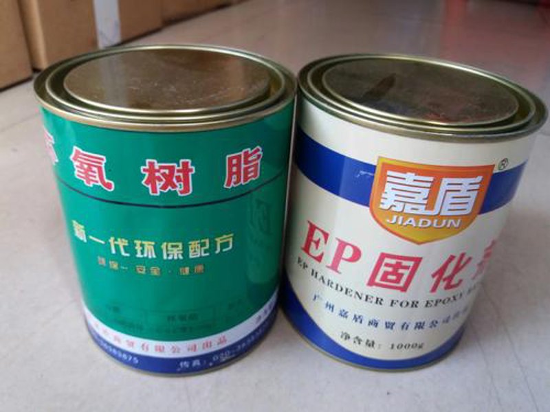 热熔胶在工业制造中的广泛应用与创新